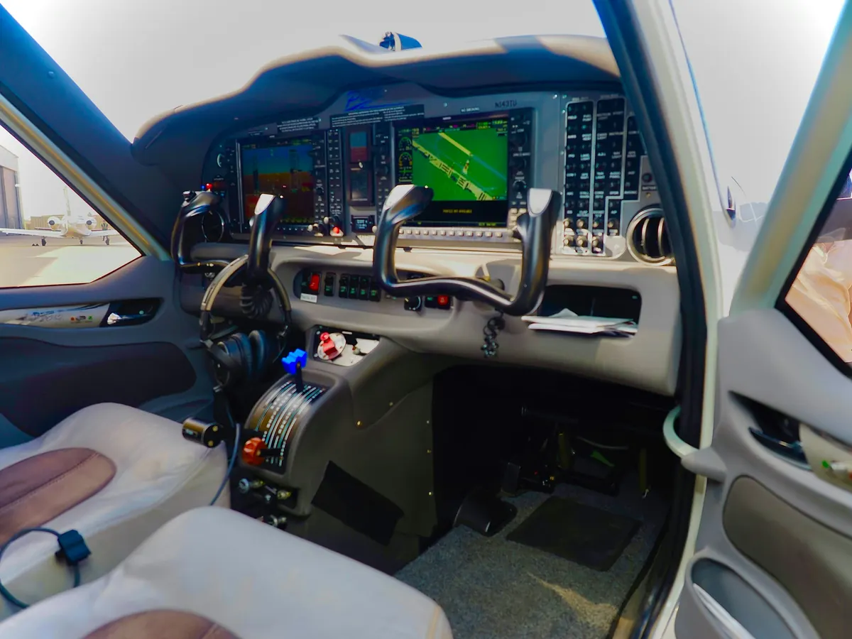 Glass cockpit instrument panel of a business aircraft